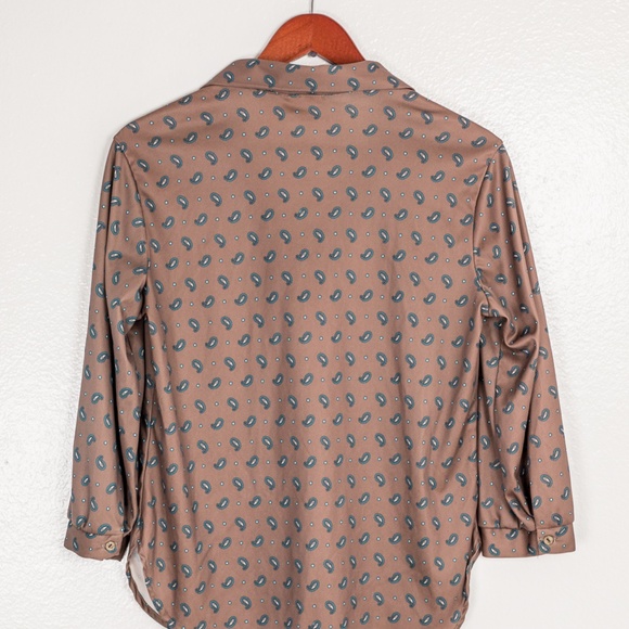 Pretty Tops Blouse - Picture 2 of 2